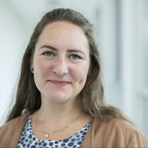 Portraitfoto Sandra Frisch –