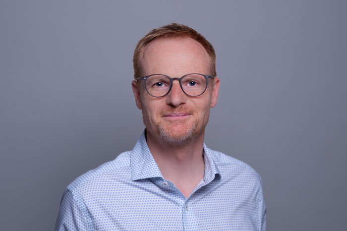 Portraitfoto von Prof. Dr. Jens Wurtzbacher – 