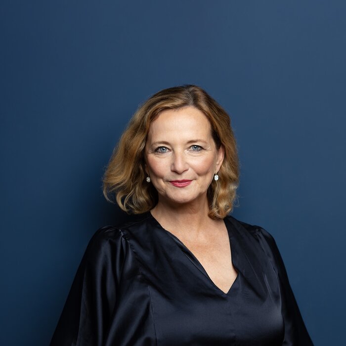 Portraitfoto Prof. Dr. Petra Bendel – 